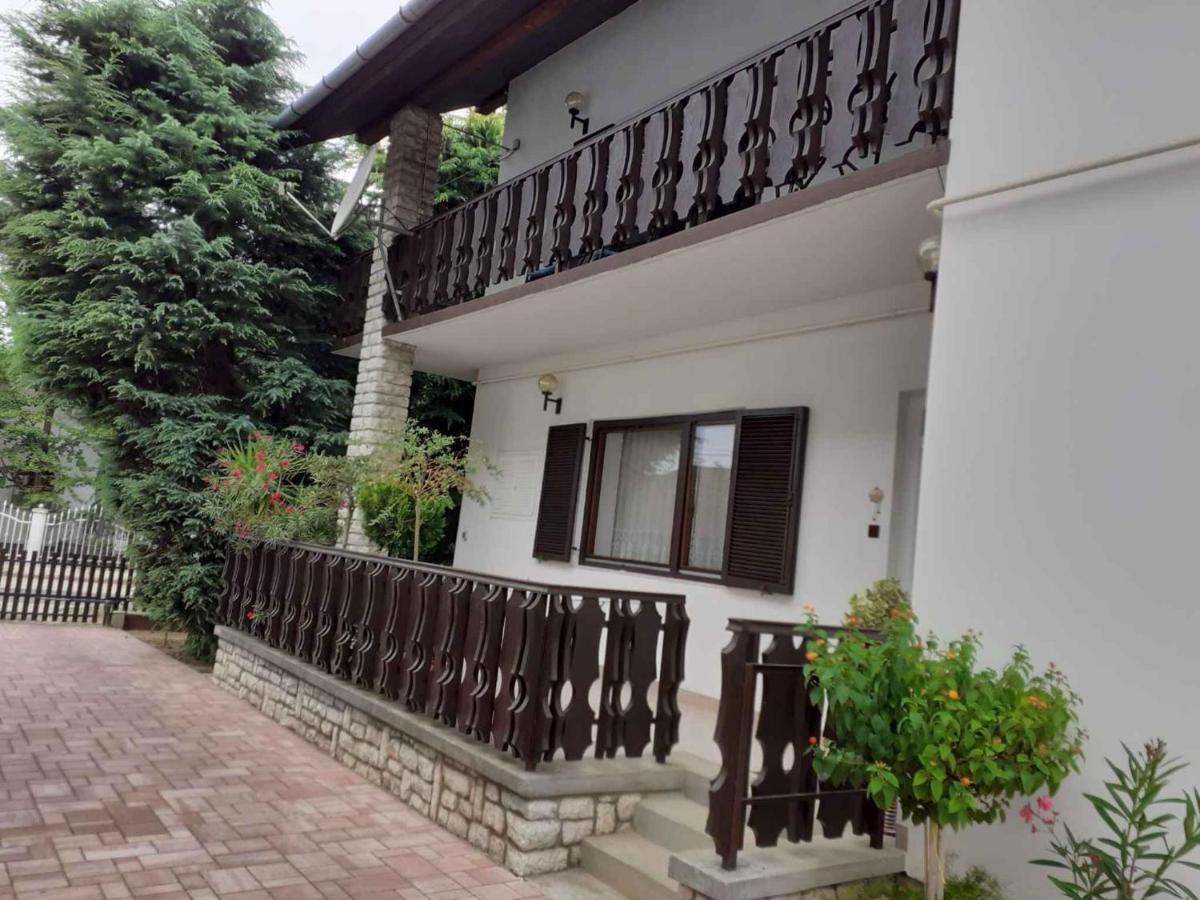 Holiday Home In Balatonboglar 45807 Buitenkant foto